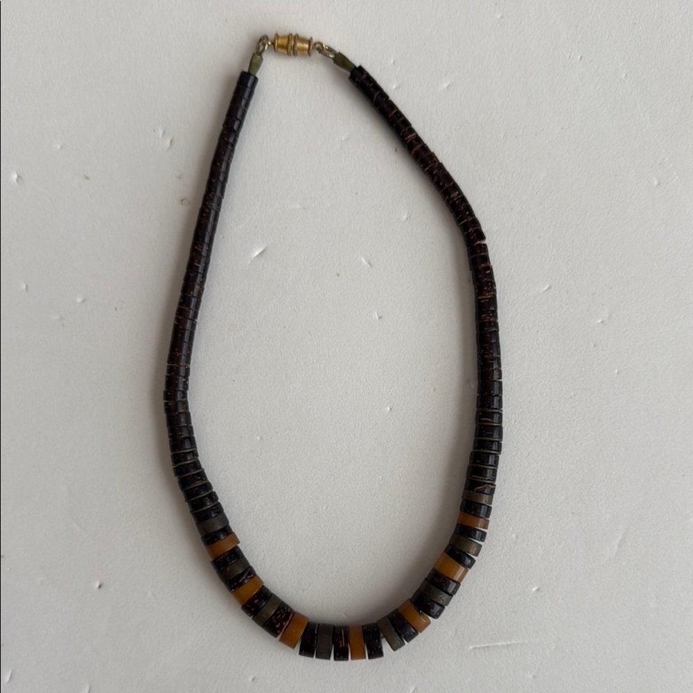 Vintage Elegant Brown and Black Beaded Necklace